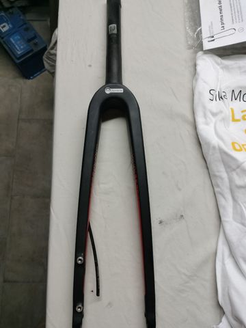 Used Colnago Forcella V3 2024 bike — image 3 of 13