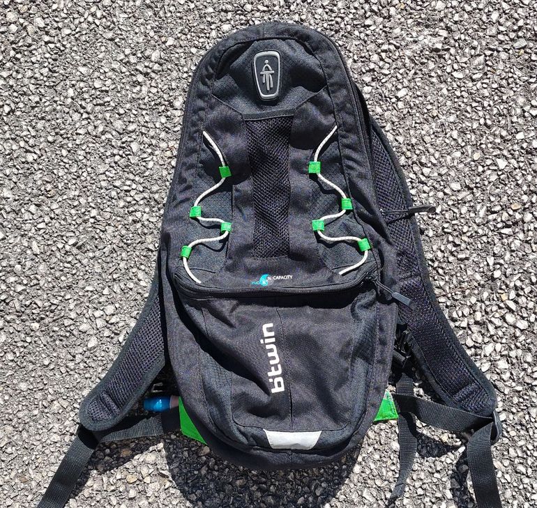 Used BTWIN Sac à dos d'hydratation bike — image 1 of 3