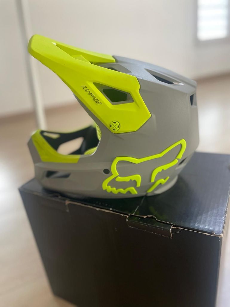 Used Fox Rampage 2025 bike — image 1 of 3