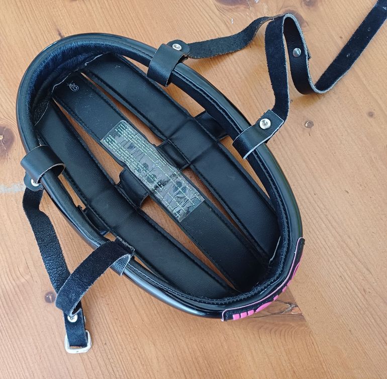 Used Cinelli In Pelle Nero Lucido Danese Scritte Viola bike — image 8 of 9