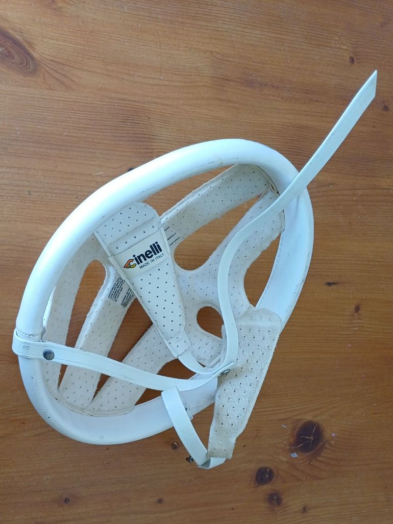 Used Cinelli Casco In Pelle Bianco Circonferenza 60 cm bike — image 4 of 8