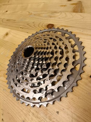 Used E*Thirteen Helix Race 9-46 11 Speed bike