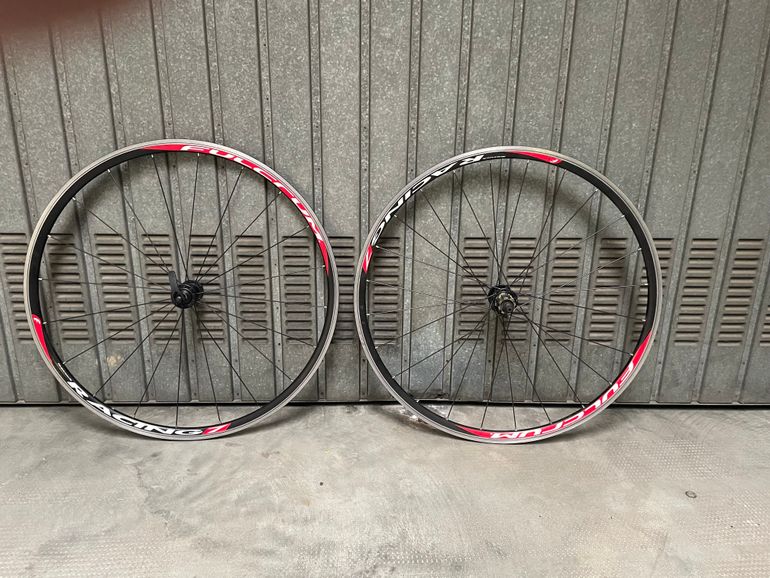 Used Fulcrum Racing 7 Wheels with Campagnolo 10v Freehub 2010 bike — image 1 of 2