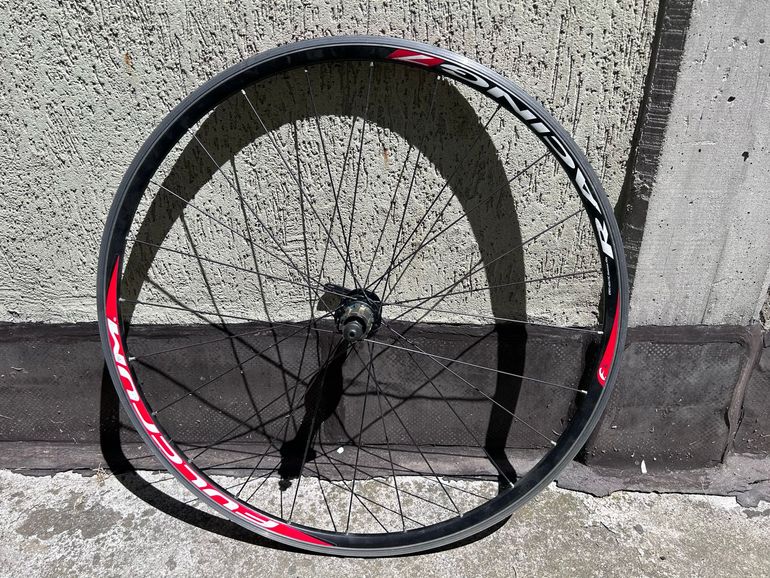 Used Fulcrum Racing 7 Wheels with Campagnolo 10v Freehub 2010 bike — image 4 of 6