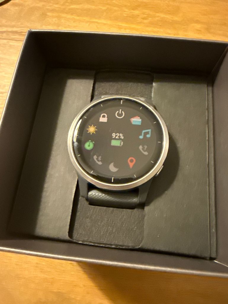 Used Garmin Vivoactive 4 bike — image 5 of 6
