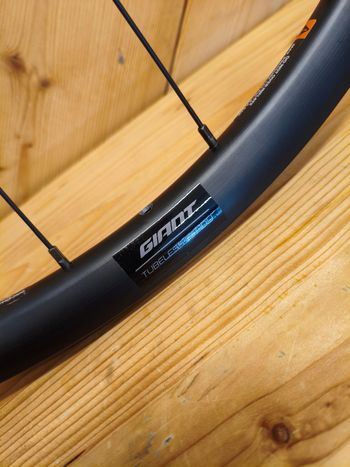 Used Giant PR2 Wheelset 2025 bike — image 4 of 7