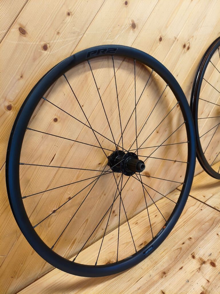Used Giant PR2 Wheelset 2025 bike — image 2 of 7
