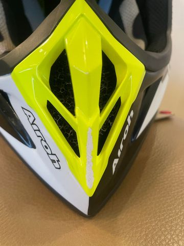 Použité Airoh aviator ace bike — obrázek 7 z 8