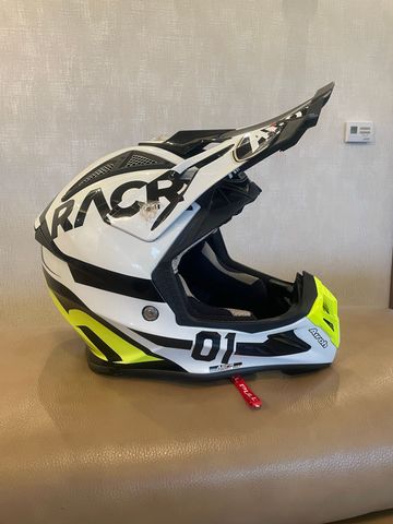 Brugt Airoh aviator ace Cycling Accessories