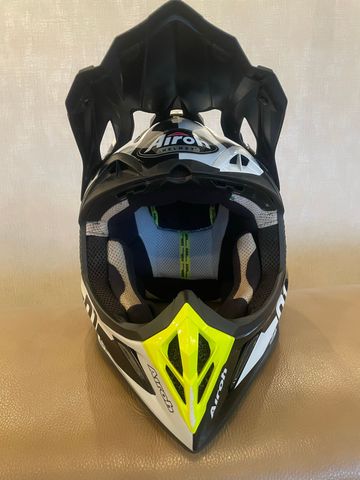 Použité Airoh aviator ace bike — obrázek 4 z 8