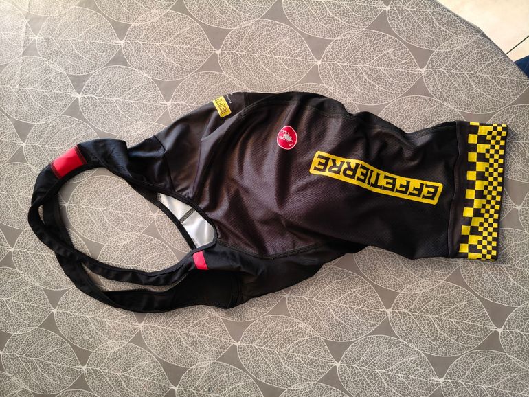 Used Castelli 2 x Kit Ciclismo 2025 bike — image 5 of 10