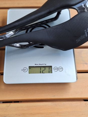 Selle Italia, SLR Boost Kit Carbonio Superflow Saddle