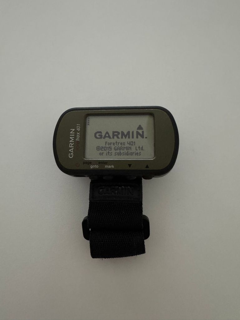 Used Garmin Foretrex 401 bike — image 1 of 7