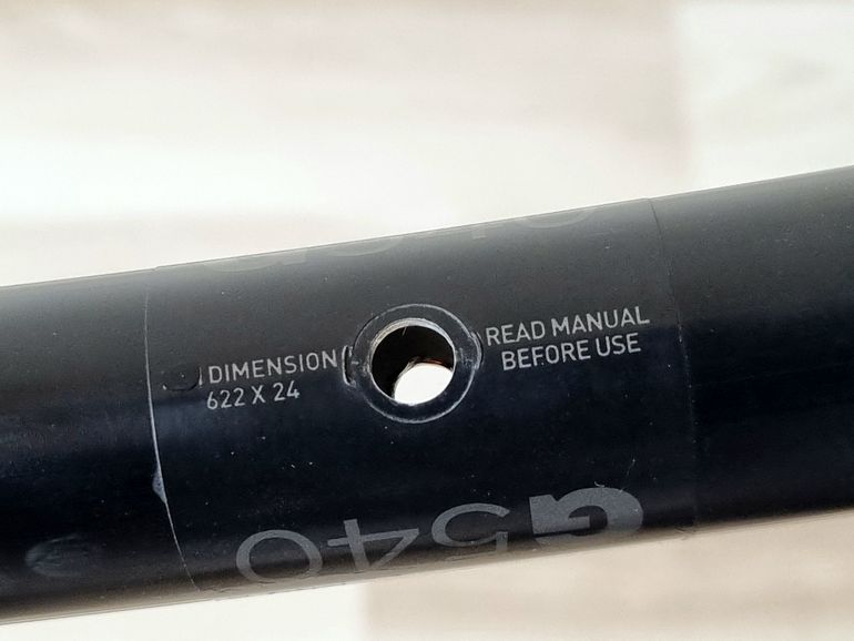Used Dt Swiss G540 Road/Gravel 700c Wheelset 2022 bike — image 10 of 16