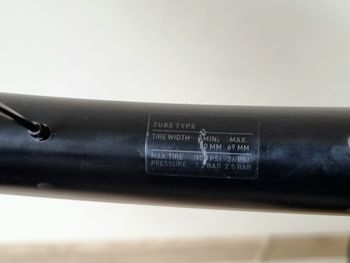 Used Dt Swiss G540 Road/Gravel 700c Wheelset 2022 bike — image 14 of 16