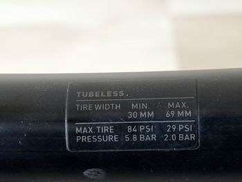 Used Dt Swiss G540 Road/Gravel 700c Wheelset 2022 bike — image 11 of 16