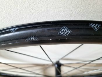 Used Dt Swiss G540 Road/Gravel 700c Wheelset 2022 bike — image 9 of 16