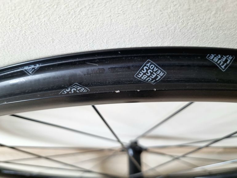 Used Dt Swiss G540 Road/Gravel 700c Wheelset 2022 bike — image 9 of 16