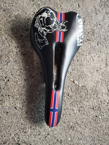 Selle Italia, Sella