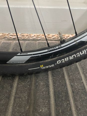 Used Megamo GR 700 TLR 2022 bike — image 2 of 3