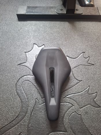Used Van Rysel Light 2025 bike — image 2 of 7