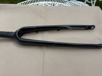 Used Giant Fork 2021 bike — image 2 of 3