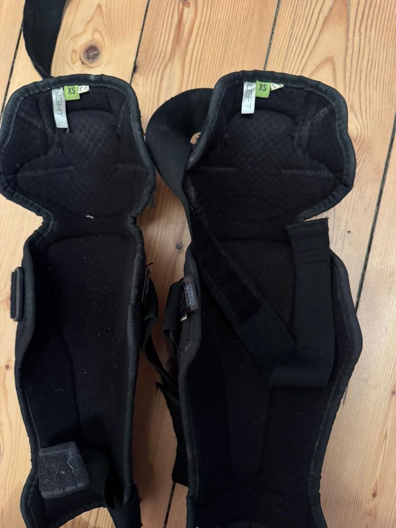 Used Ixs Genouillère Taille XS bike — image 2 of 2