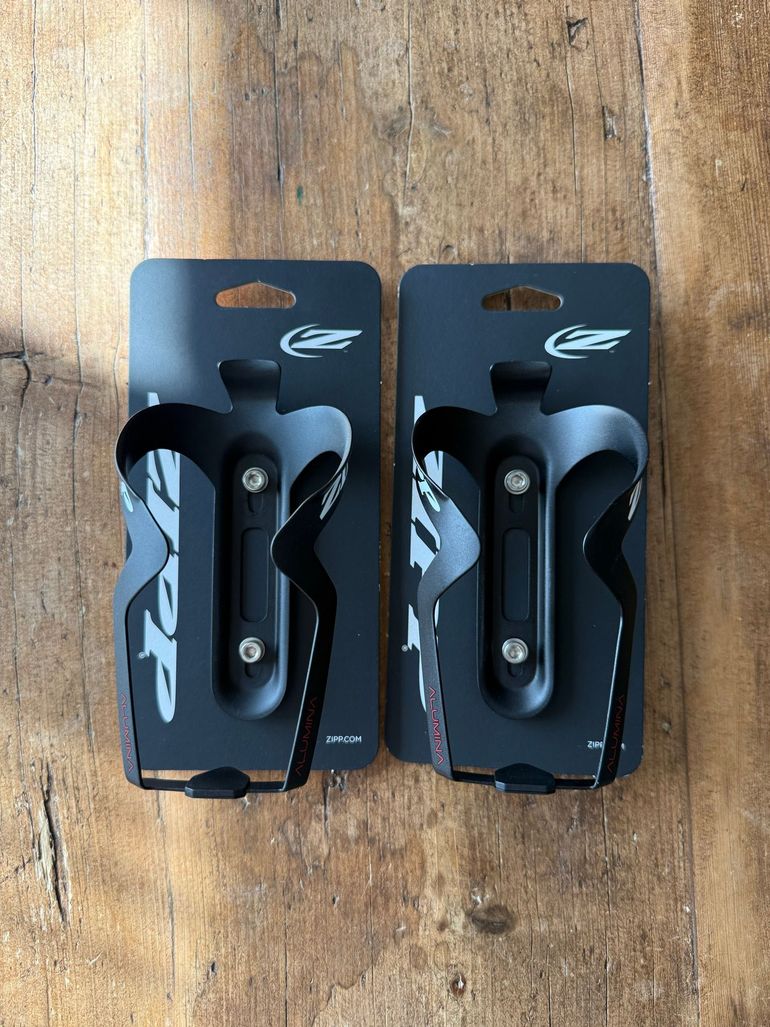 Used Zipp Alumina bike — image 1 of 4