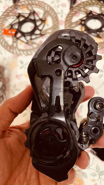 Used Campagnolo super recordo sem fios 2025 bike — image 5 of 11