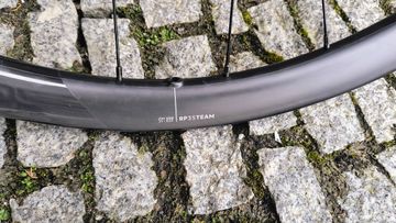Used OQUO RP35TEAM Wheelset 2024 bike — image 5 of 8
