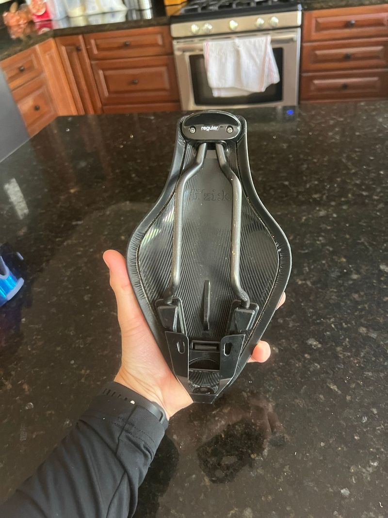Used Fizik Mistica Regular Saddles & Seatposts