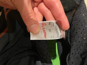 Used lōffler Gore Windstopper Infinium Radhose Lang Gr 46 2024 bike — image 5 of 6