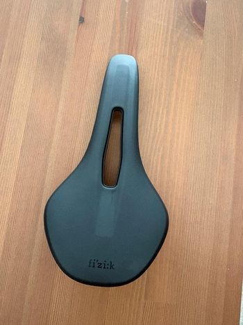 Fizik, 140mm Rennrad Sattel