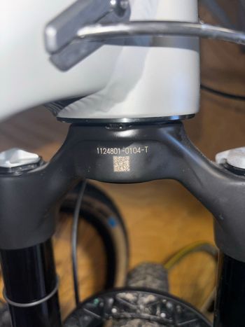 Použité Fox 36 performance 2025 bike — obrázek 10 z 10