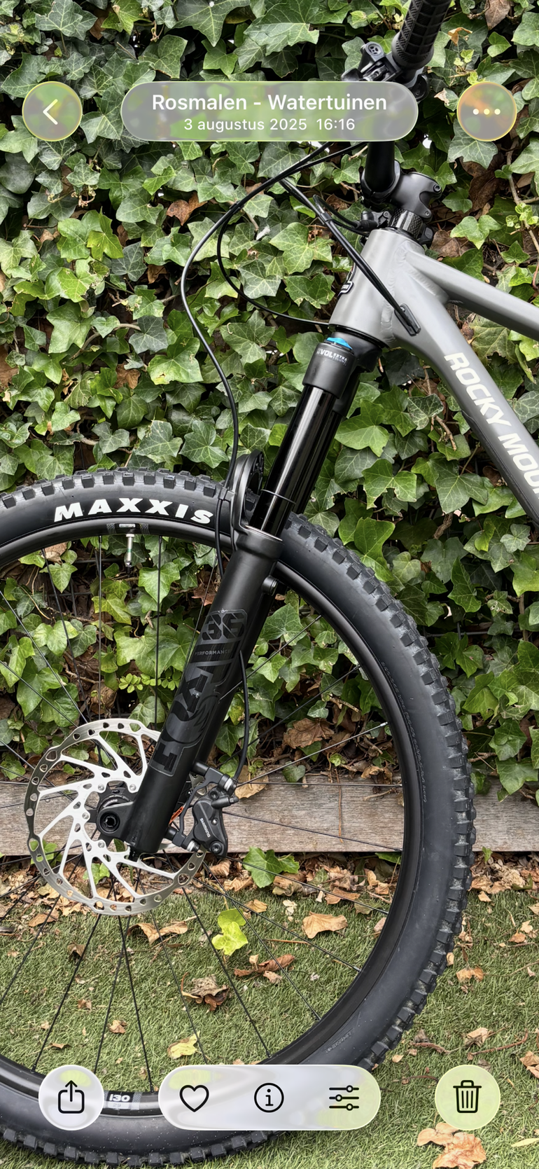 Used Fox 36 performance 2025 bike — image 7 of 8