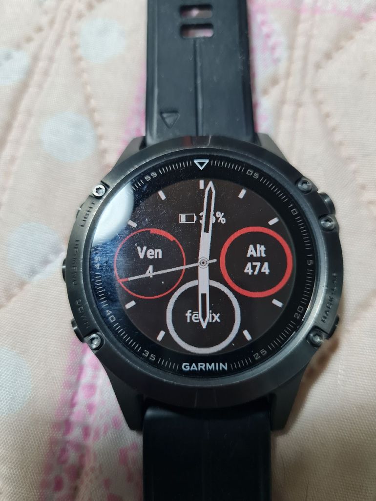 Used Garmin Fenix 5 bike — image 1 of 4