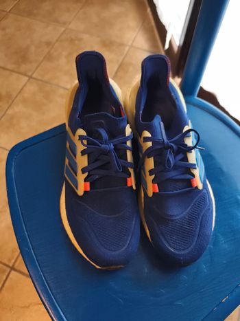 Used Adidas Ultraboost 22 bike — image 2 of 5