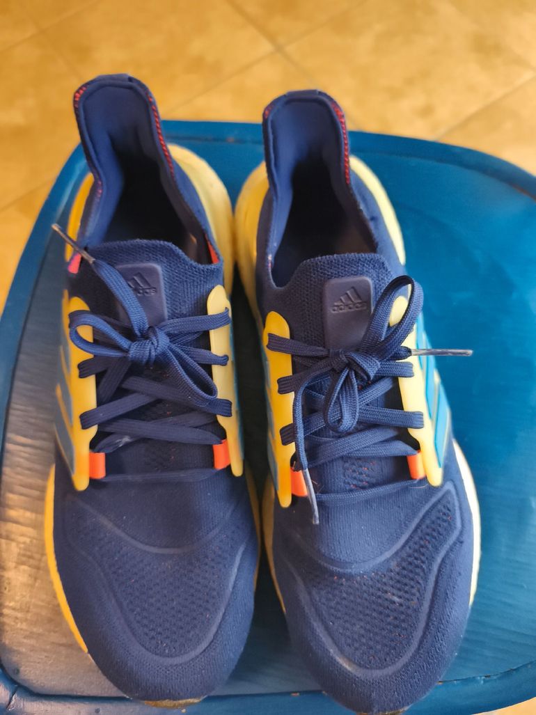 Used Adidas Ultraboost 22 bike — image 5 of 5