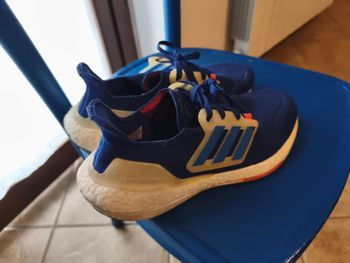 Used Adidas Ultraboost 22 bike — image 1 of 5