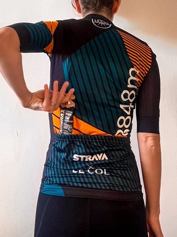 Used Le Col x Strava 8848 Jersey + Cap bike — image 2 of 8