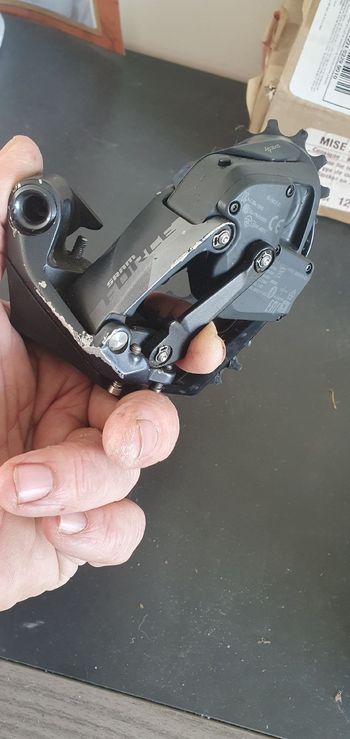 Sram, force 1