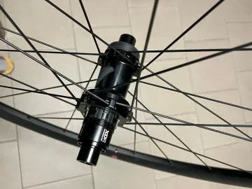 Used Fsa AGX i21 2022 bike — image 4 of 9