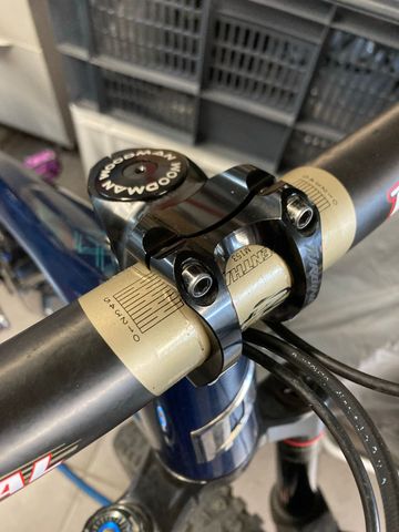 Used Race Face Turbine 2023 bike — image 1 of 4