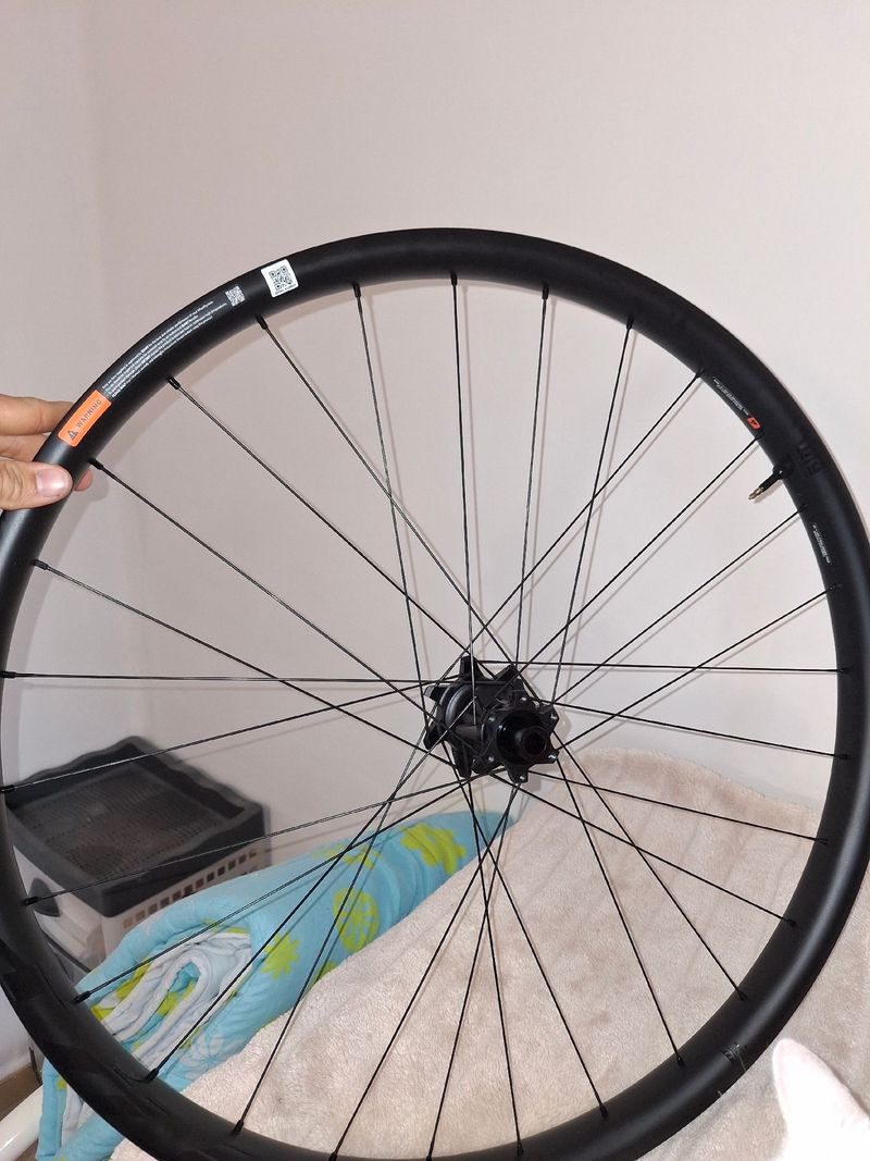 Used Giant TRX 2026 bike — image 7 of 9