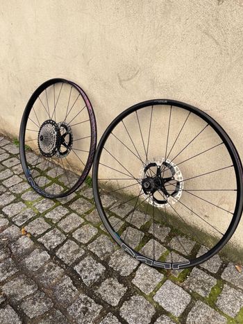 Used Shimano MT620 + XT MT900 + XT 12V 2024 bike — image 4 of 9