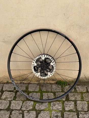 Used Shimano MT620 + XT MT900 + XT 12V 2024 bike — image 3 of 9