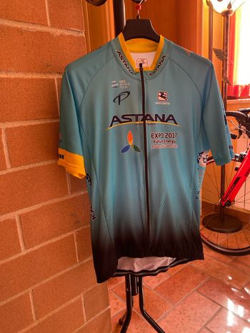 Used Giordana Maglia Astana 2017 bike — image 7 of 7