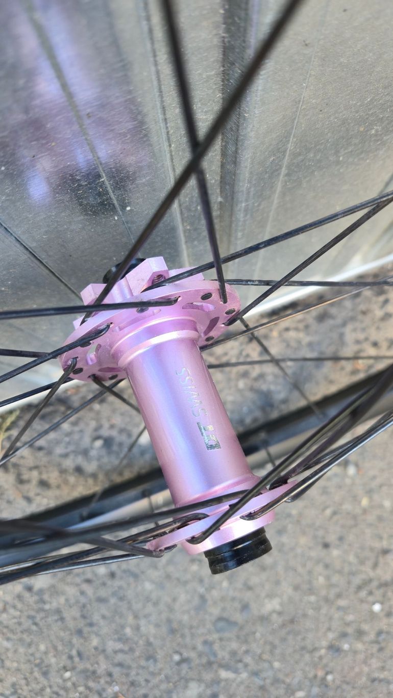 Used BOONE 584 gravity 2025 bike — image 8 of 9
