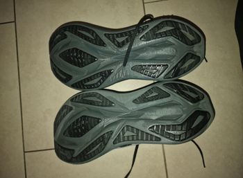 Used Asics Superblast 2 Black 2025 bike — image 3 of 6
