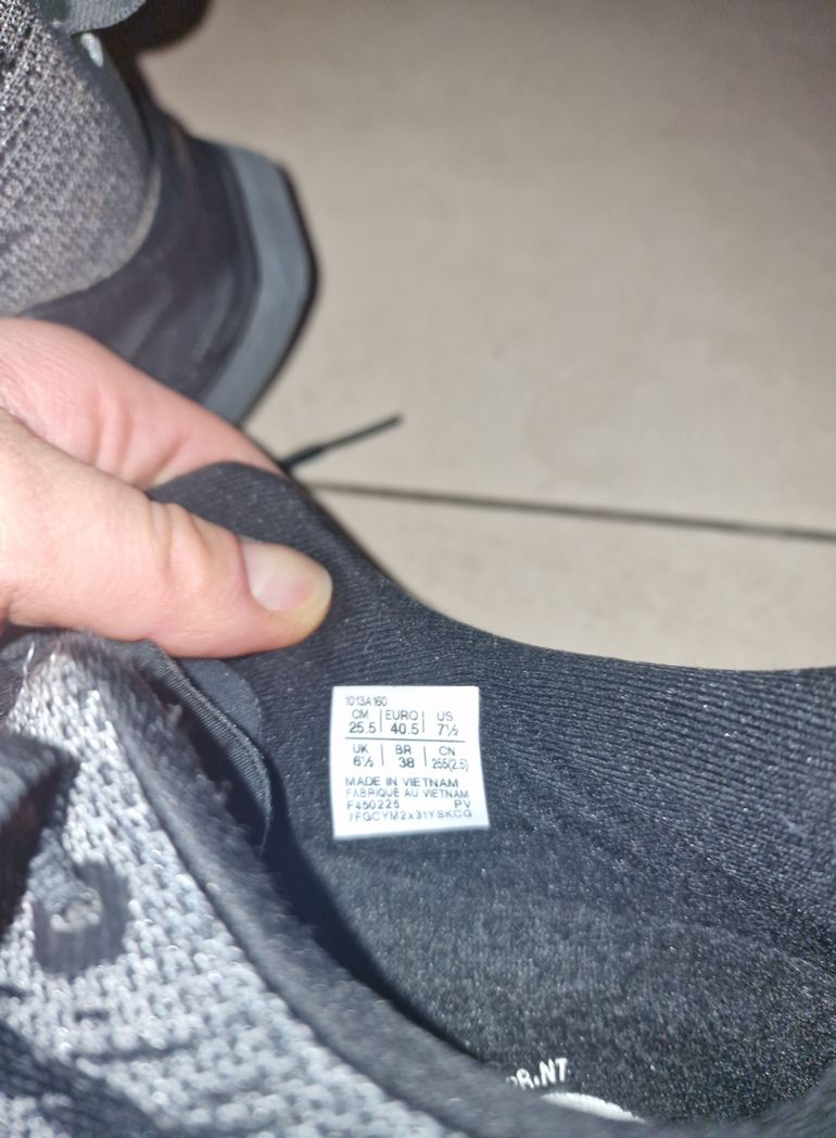Used Asics Superblast 2 Black 2025 bike — image 5 of 6
